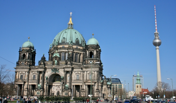 Berlin_Cathedral_and_TV_tower